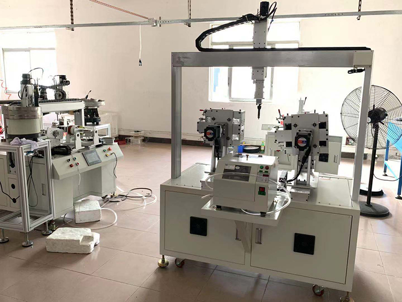 Non-standard screw machine