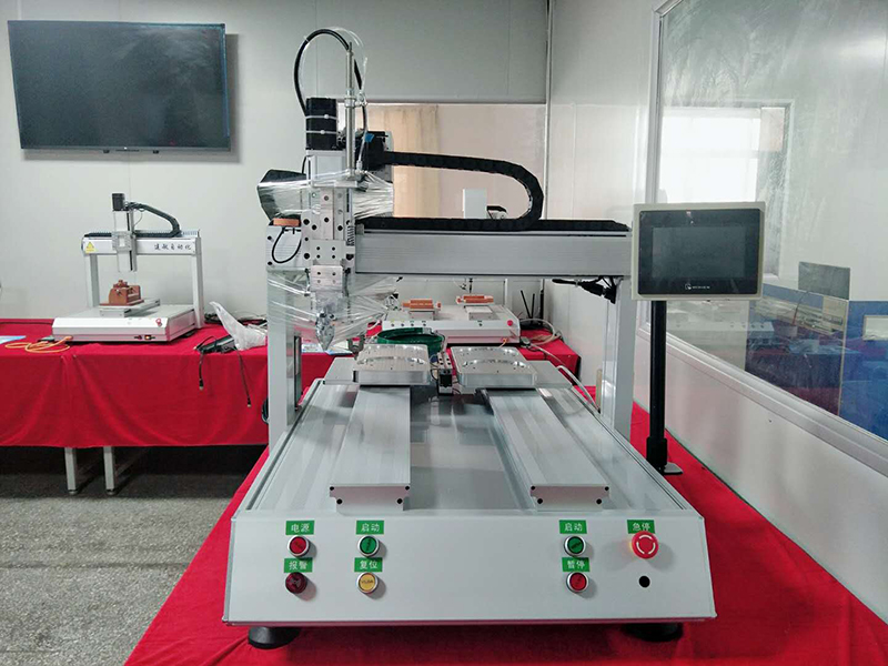 Eight-axis screw machine